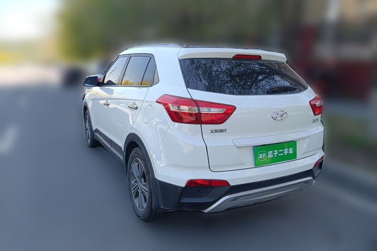 Used Hyundai ix25 2015 1.6L Automatic Two-Wheel Drive Smart GLS Trim Rear Left 45 Deg