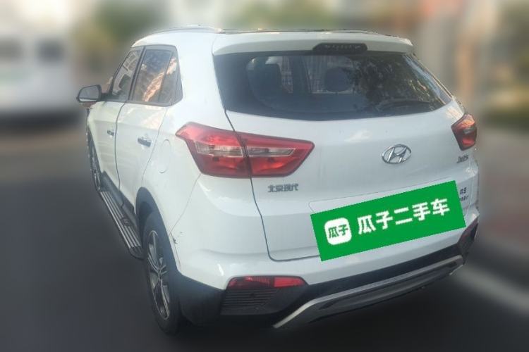 Used Hyundai ix25 2015 1.6L Automatic Two-Wheel Drive Smart GLS Trim Rear Left 45 Deg