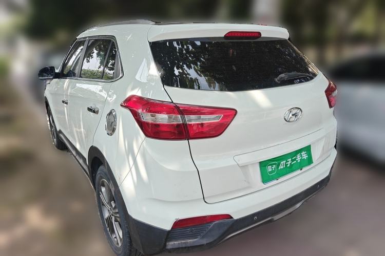 Used Hyundai ix25 2015 1.6L Automatic Two-Wheel Drive Smart GLS Trim Rear Left 45 Deg