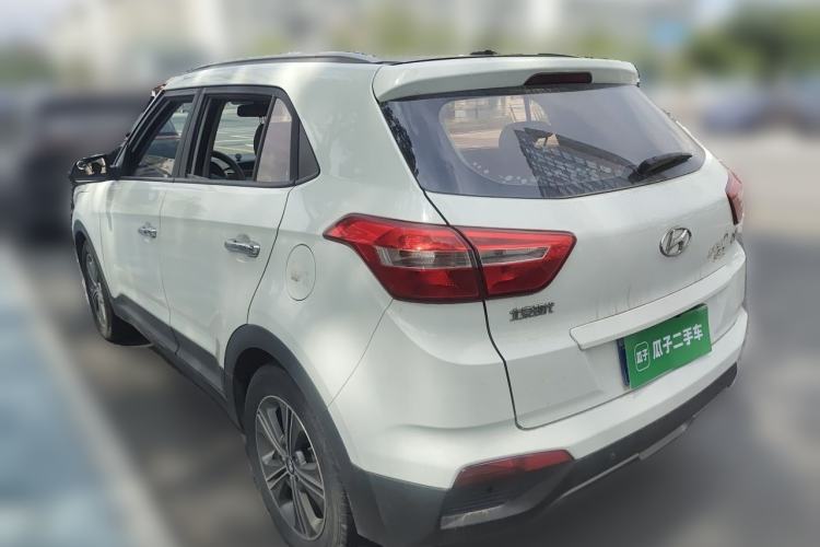 Used Hyundai ix25 2015 1.6L Automatic Two-Wheel Drive Smart GLS Trim Rear Left 45 Deg