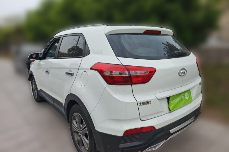 Used Hyundai ix25 2015 1.6L Automatic Two-Wheel Drive Smart GLS Trim Rear Left 45 Deg