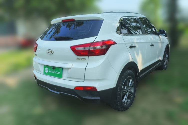 Used Hyundai ix25 2015 1.6L Automatic Two-Wheel Drive Smart GLS Trim Rear Right 45 Deg