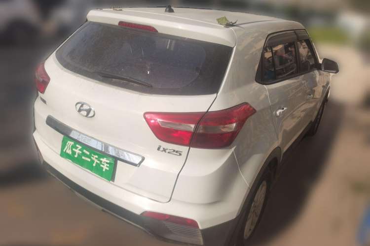 Used Hyundai ix25 2015 1.6L Manual Two-Wheel Drive Fashionable GS Model Rear Right 45 Deg