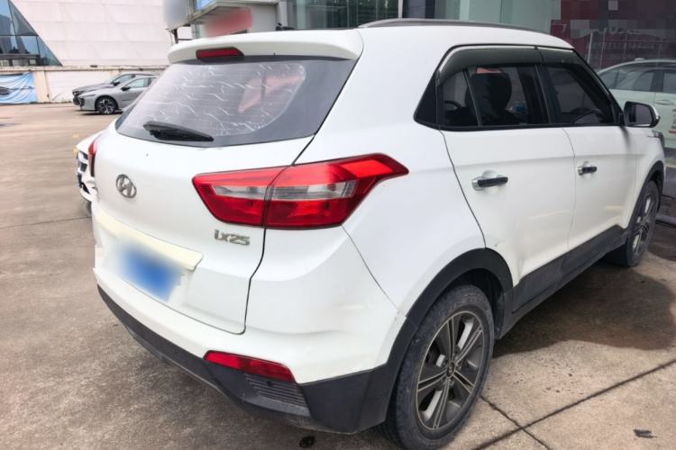 Used Hyundai ix25 2015 1.6L Automatic Two-Wheel Drive Smart GLS Trim Rear Right 45 Deg