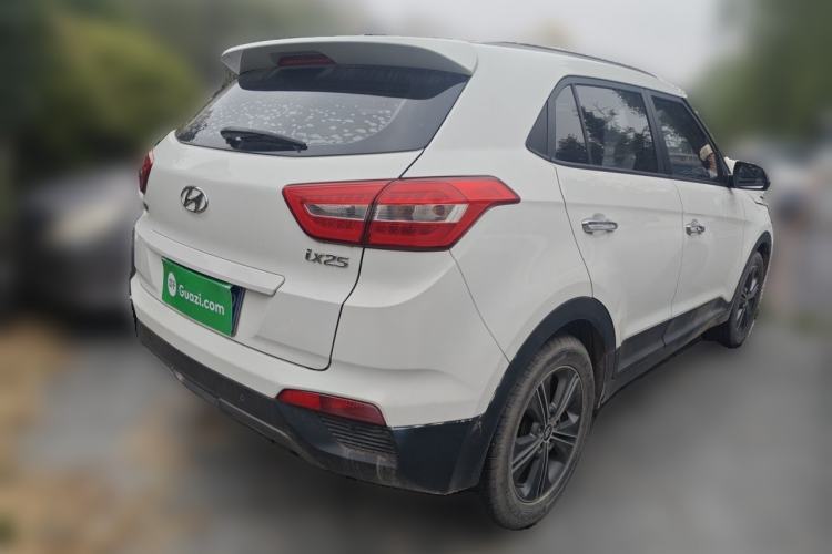 Used Hyundai ix25 2015 1.6L Automatic Two-Wheel-Drive Deluxe DLX Model Rear Right 45 Deg