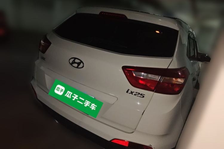Used Hyundai ix25 2015 1.6L Automatic Two-Wheel Drive Smart GLS Trim Rear Right 45 Deg