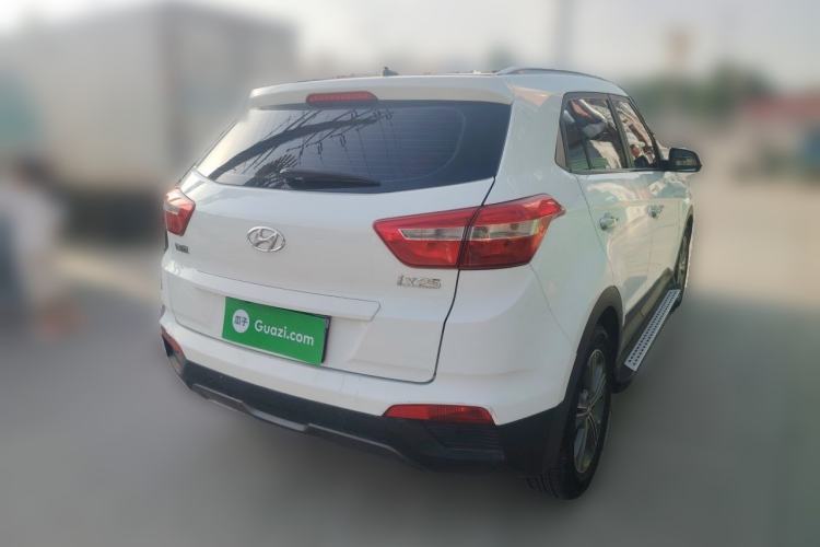 Used Hyundai ix25 2015 1.6L Automatic Two-Wheel Drive Smart GLS Trim Rear Right 45 Deg