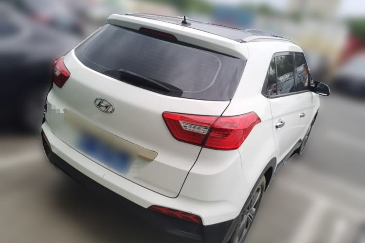 Used Hyundai ix25 2015 1.6L Automatic Two-Wheel Drive Smart GLS Trim Rear Right 45 Deg