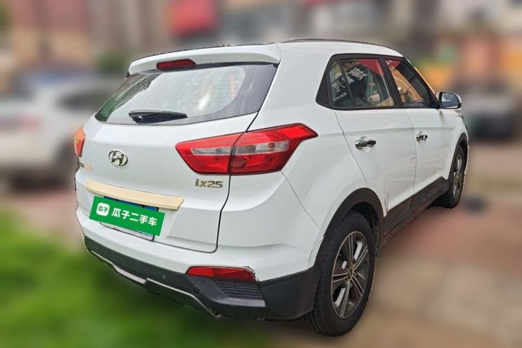 Used Hyundai ix25 2015 1.6L Automatic Two-Wheel Drive Smart GLS Trim Rear Right 45 Deg