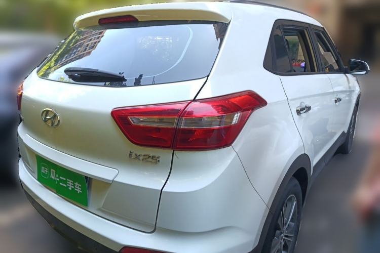 Used Hyundai ix25 2015 1.6L Automatic Two-Wheel Drive Smart GLS Trim Rear Right 45 Deg