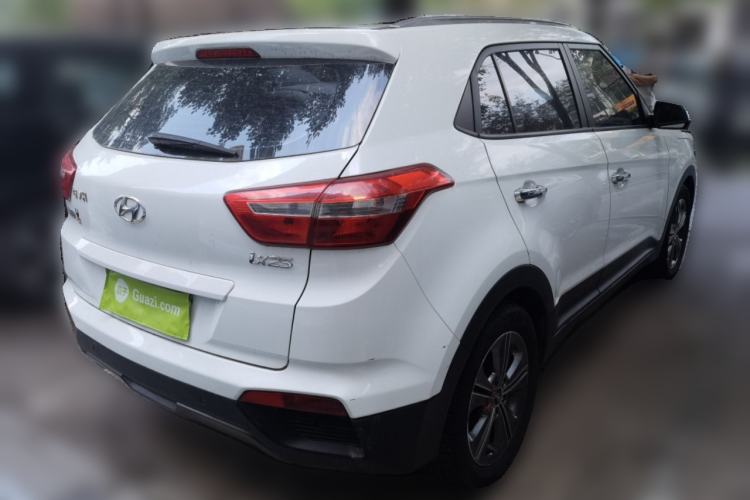Used Hyundai ix25 2015 1.6L Automatic Two-Wheel Drive Smart GLS Trim Rear Right 45 Deg