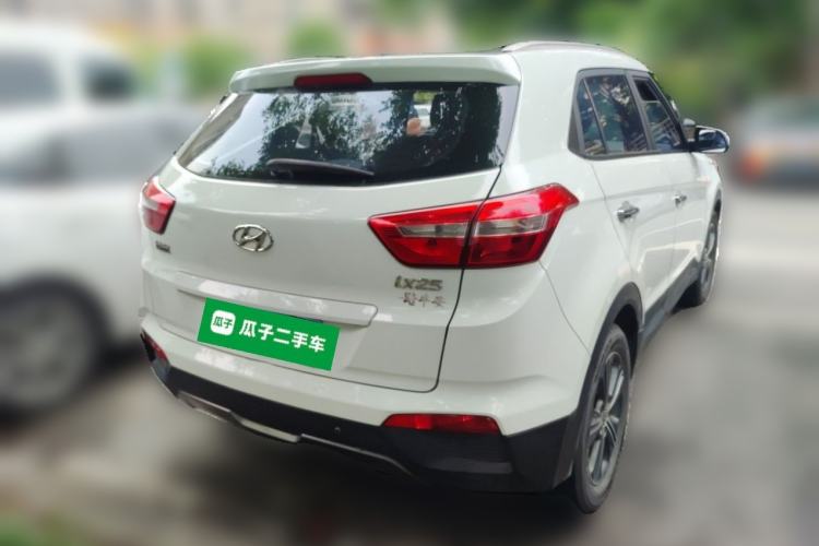 Used Hyundai ix25 2015 1.6L Automatic Two-Wheel Drive Smart GLS Trim Rear Right 45 Deg