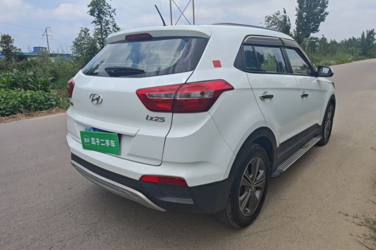 Used Hyundai ix25 2015 1.6L Automatic Two-Wheel Drive Smart GLS Trim Rear Right 45 Deg