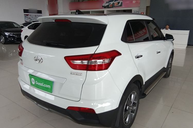 Used Hyundai ix25 2015 1.6L Automatic Two-Wheel-Drive Deluxe DLX Model Rear Right 45 Deg