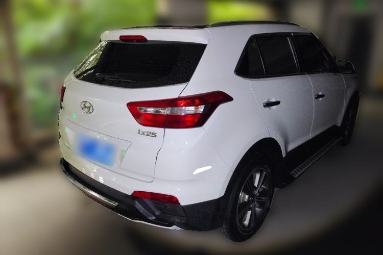 Used Hyundai ix25 2015 1.6L Automatic Two-Wheel Drive Smart GLS Trim Rear Right 45 Deg
