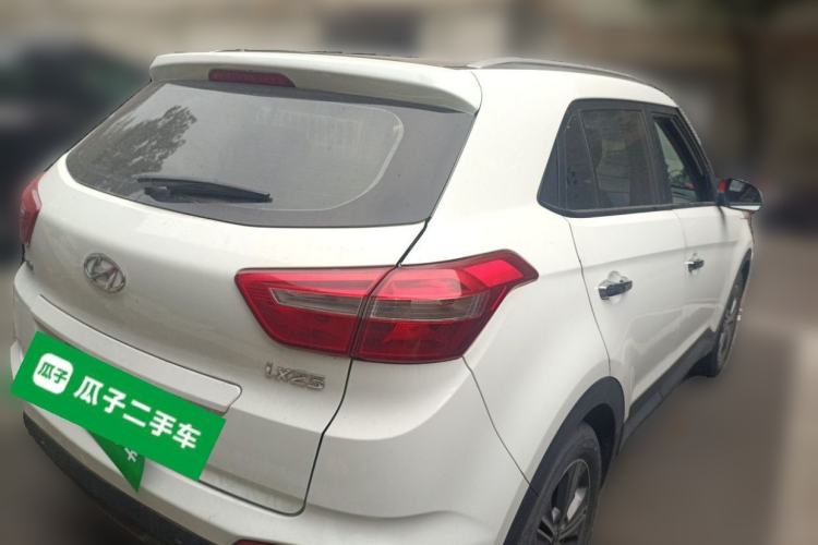 Used Hyundai ix25 2015 1.6L Automatic Two-Wheel Drive Smart GLS Trim Rear Right 45 Deg