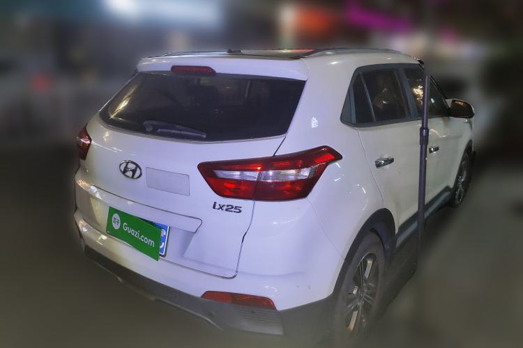 Used Hyundai ix25 2015 1.6L Automatic Two-Wheel Drive Smart GLS Trim Rear Right 45 Deg