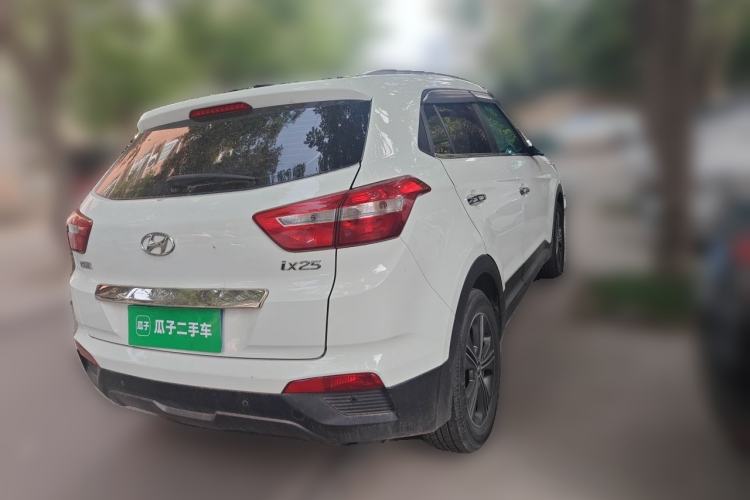 Used Hyundai ix25 2015 1.6L Automatic Two-Wheel Drive Smart GLS Trim Rear Right 45 Deg
