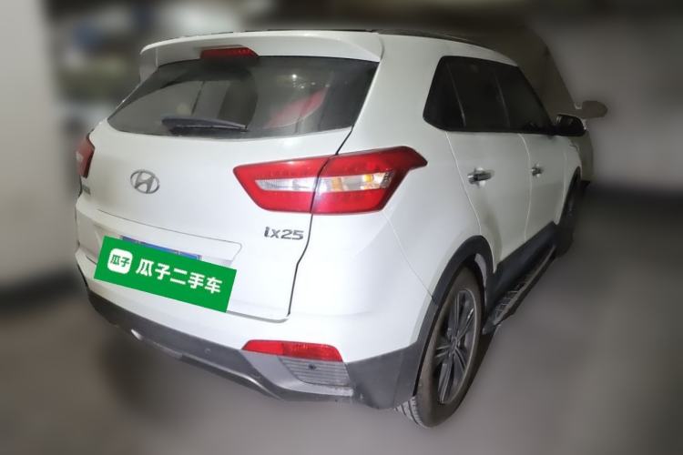 Used Hyundai ix25 2015 1.6L Automatic Two-Wheel-Drive Deluxe DLX Model Rear Right 45 Deg