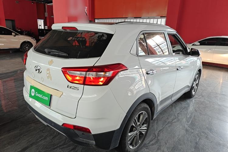 Used Hyundai ix25 2015 1.6L Automatic Two-Wheel Drive Smart GLS Trim Rear Right 45 Deg