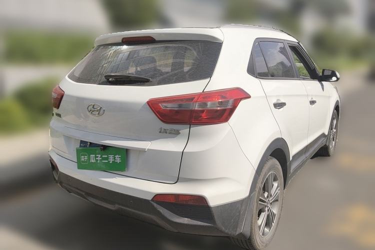 Used Hyundai ix25 2015 1.6L Automatic Two-Wheel Drive Smart GLS Trim Rear Right 45 Deg