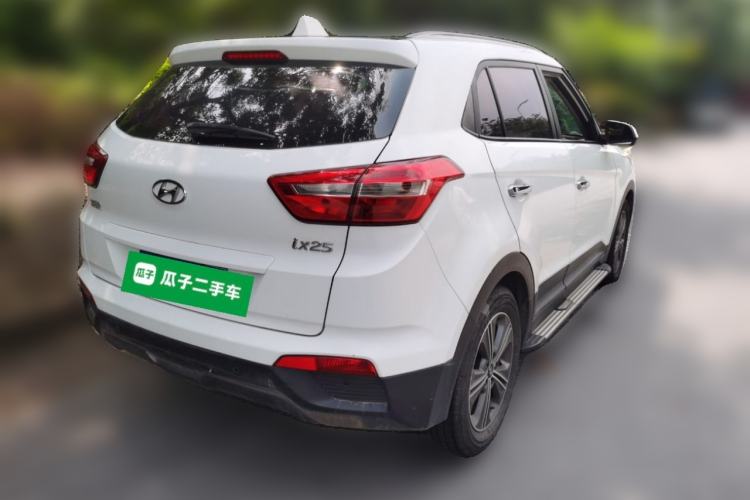 Used Hyundai ix25 2015 1.6L Automatic Two-Wheel Drive Smart GLS Trim Rear Right 45 Deg