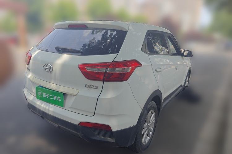 Used Hyundai ix25 2015 1.6L Manual Two-Wheel Drive Fashionable GS Model Rear Right 45 Deg