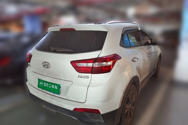 Used Hyundai ix25 2015 1.6L Automatic Two-Wheel Drive Smart GLS Trim Rear Right 45 Deg