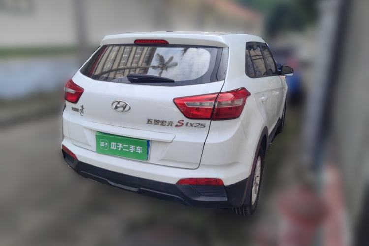 Used Hyundai ix25 2015 1.6L Manual Two-Wheel Drive Fashionable GS Model Rear Right 45 Deg