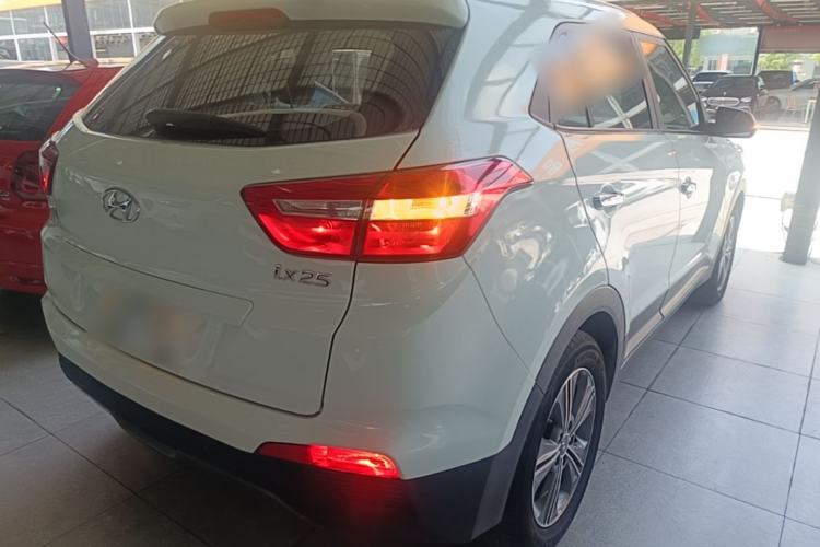 Used Hyundai ix25 2015 1.6L Automatic Two-Wheel Drive Smart GLS Trim Rear Right 45 Deg