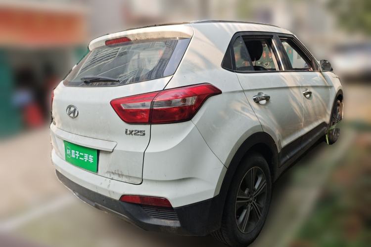 Used Hyundai ix25 2015 1.6L Automatic Two-Wheel Drive Smart GLS Trim Rear Right 45 Deg