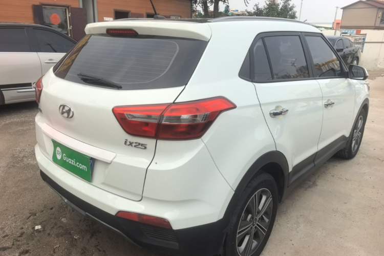 Used Hyundai ix25 2015 1.6L Automatic Two-Wheel Drive Smart GLS Trim Rear Right 45 Deg
