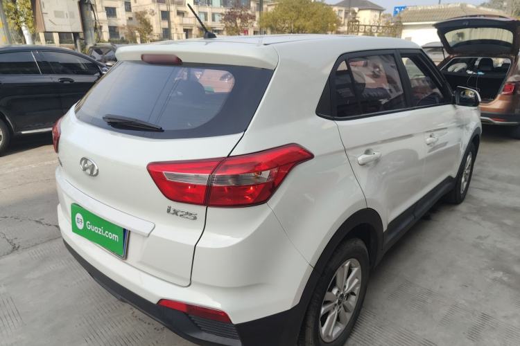 Used Hyundai ix25 2015 1.6L Manual Two-Wheel Drive Fashionable GS Model Rear Right 45 Deg