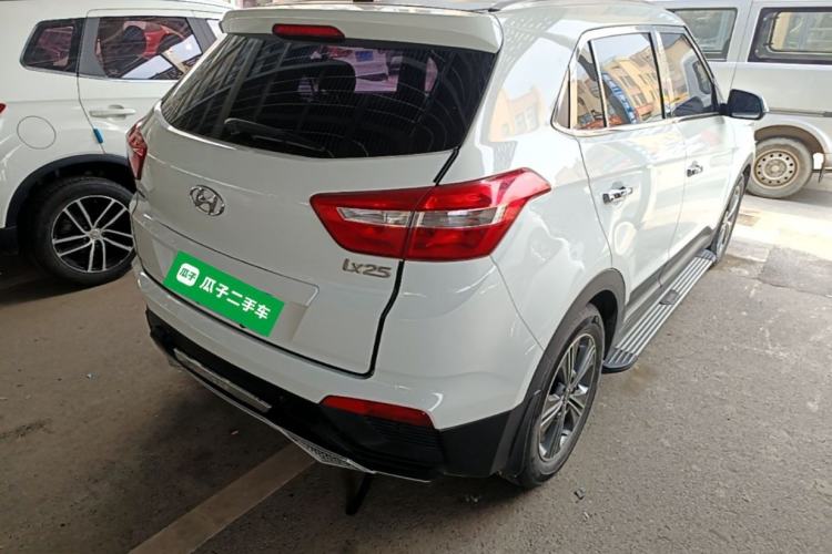 Used Hyundai ix25 2015 1.6L Automatic Two-Wheel Drive Smart GLS Trim Rear Right 45 Deg