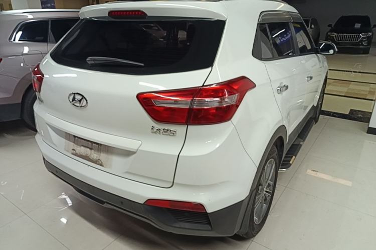 Used Hyundai ix25 2015 1.6L Automatic Two-Wheel Drive Smart GLS Trim Rear Right 45 Deg
