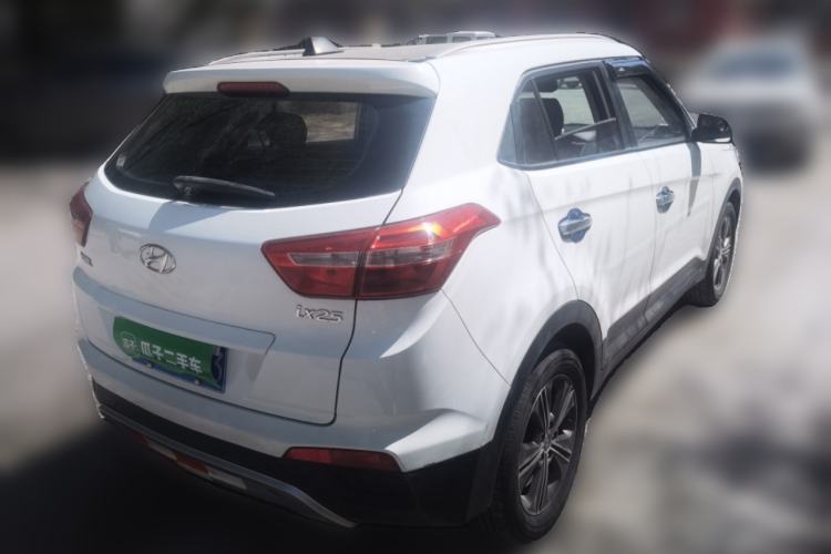 Used Hyundai ix25 2015 1.6L Automatic Two-Wheel Drive Smart GLS Trim Rear Right 45 Deg