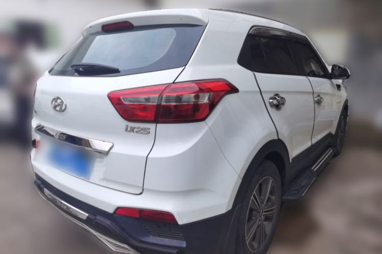 Used Hyundai ix25 2015 1.6L Automatic Two-Wheel-Drive Deluxe DLX Model Rear Right 45 Deg