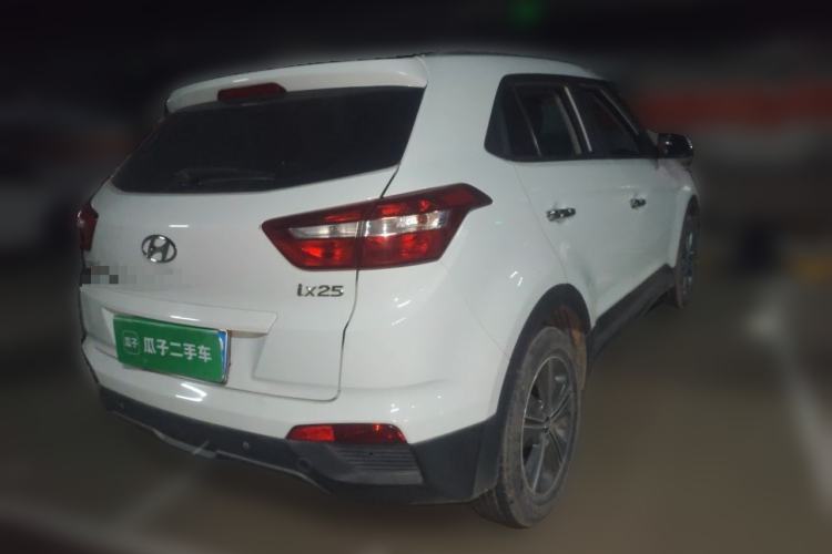 Used Hyundai ix25 2015 1.6L Automatic Two-Wheel Drive Smart GLS Trim Rear Right 45 Deg