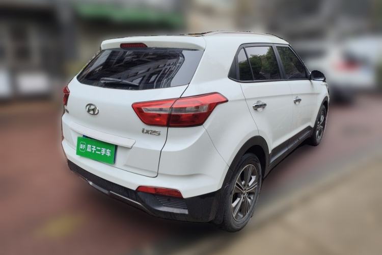 Used Hyundai ix25 2015 1.6L Automatic Two-Wheel Drive Smart GLS Trim Rear Right 45 Deg