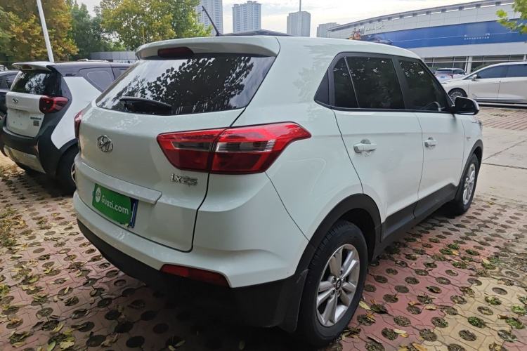 Used Hyundai ix25 2015 1.6L Manual Two-Wheel Drive Fashionable GS Model Rear Right 45 Deg