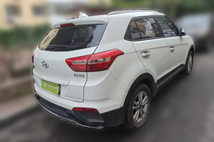 Used Hyundai ix25 2015 1.6L Manual Two-Wheel Drive Fashionable GS Model Rear Right 45 Deg