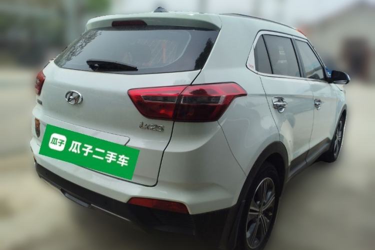 Used Hyundai ix25 2015 1.6L Automatic Two-Wheel Drive Smart GLS Trim Rear Right 45 Deg
