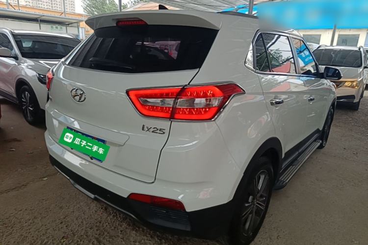 Used Hyundai ix25 2015 1.6L Automatic Two-Wheel-Drive Deluxe DLX Model Rear Right 45 Deg