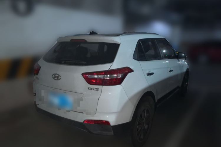 Used Hyundai ix25 2015 1.6L Automatic Two-Wheel Drive Smart GLS Trim Rear Right 45 Deg