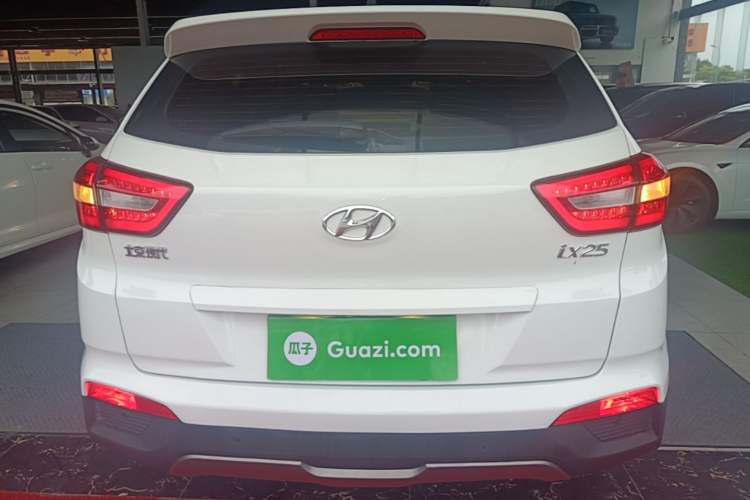 Used Hyundai ix25 2015 1.6L Automatic Two-Wheel-Drive Deluxe DLX Model Rear