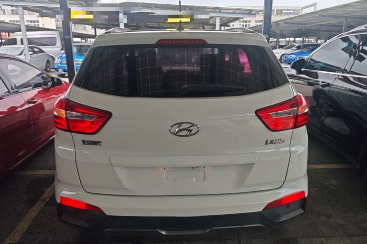 Used Hyundai ix25 2015 1.6L Automatic Two-Wheel Drive Smart GLS Trim Rear