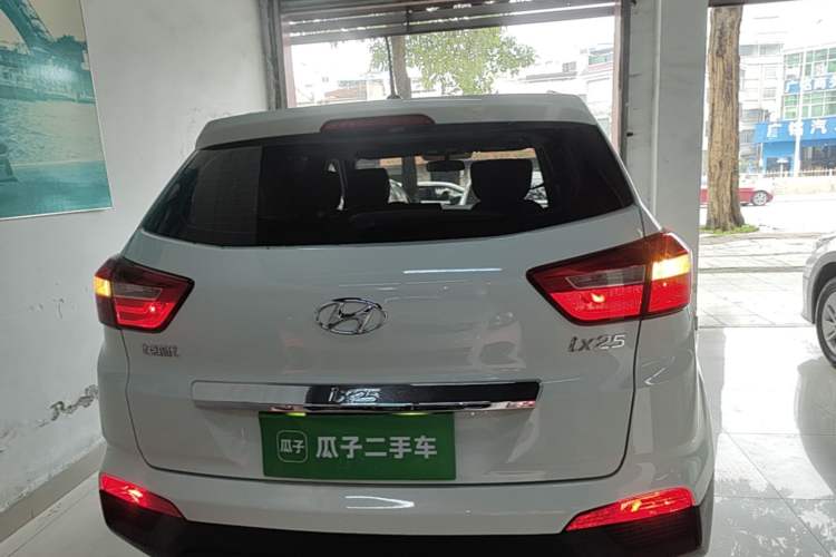 Used Hyundai ix25 2015 1.6L Automatic Two-Wheel Drive Smart GLS Trim Rear