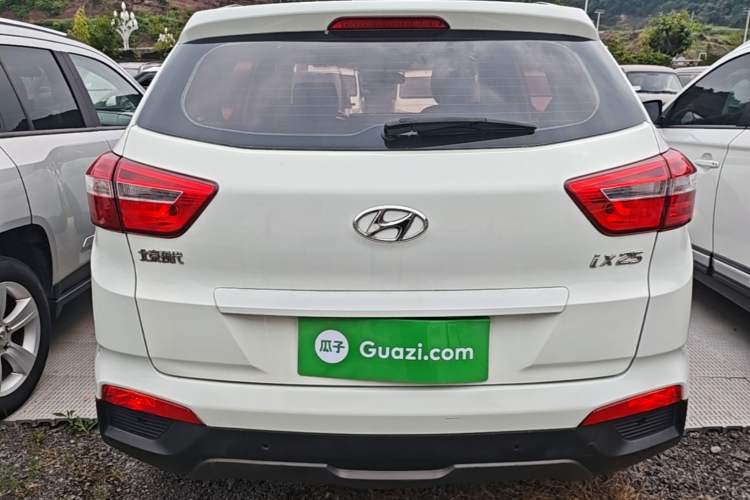 Used Hyundai ix25 2015 1.6L Automatic Two-Wheel Drive Smart GLS Trim Rear