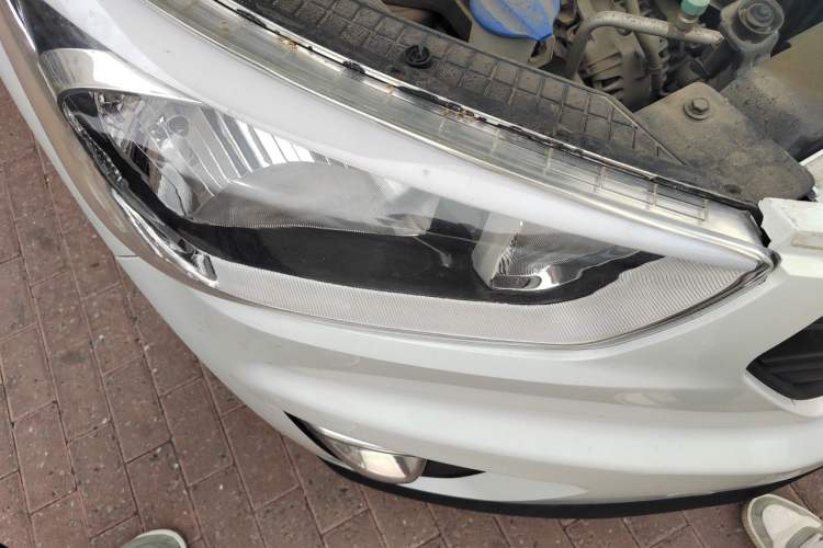 Used Hyundai ix25 2015 1.6L Automatic Two-Wheel Drive Fashionable GS Model Right Front Headlight