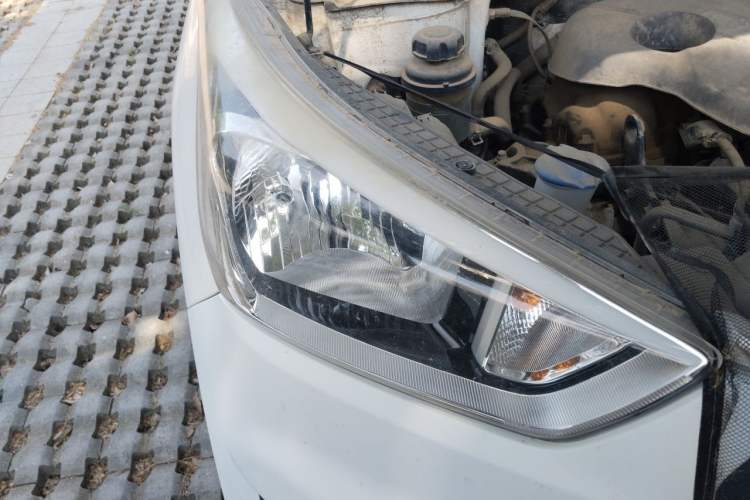 Used Hyundai ix25 2015 1.6L Manual Two-Wheel Drive Fashionable GS Model Right Front Headlight